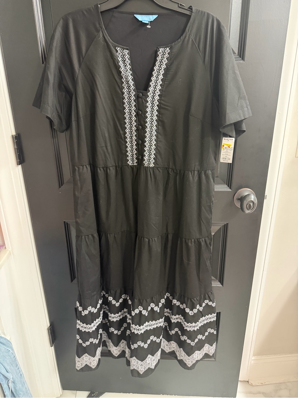 NWT Draper James RSVP Black Embroidered Tiered Midi Dress Size Medium